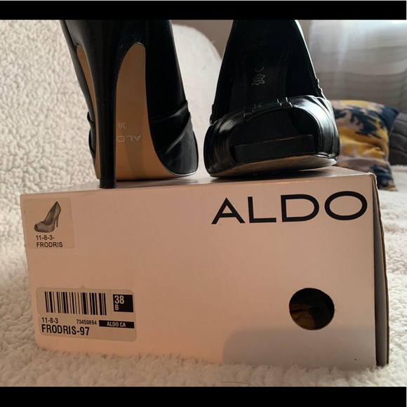 Aldo high heels, black leather, size 8. - Picture 9 of 10